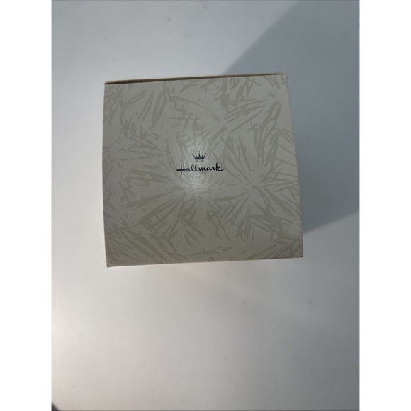 Vintage 1993 Barbie Hallmark Keepsake Ornament Holiday Barbie in Box #1 - Picture 11 of 12